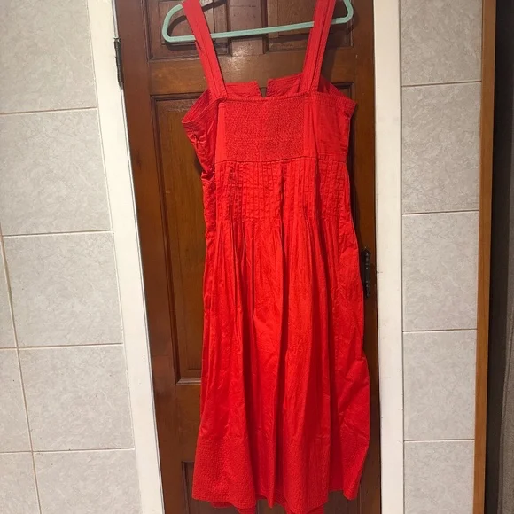 The Great Day Break Sleeveless Pleated Midi Dress - Picture 7 of 8